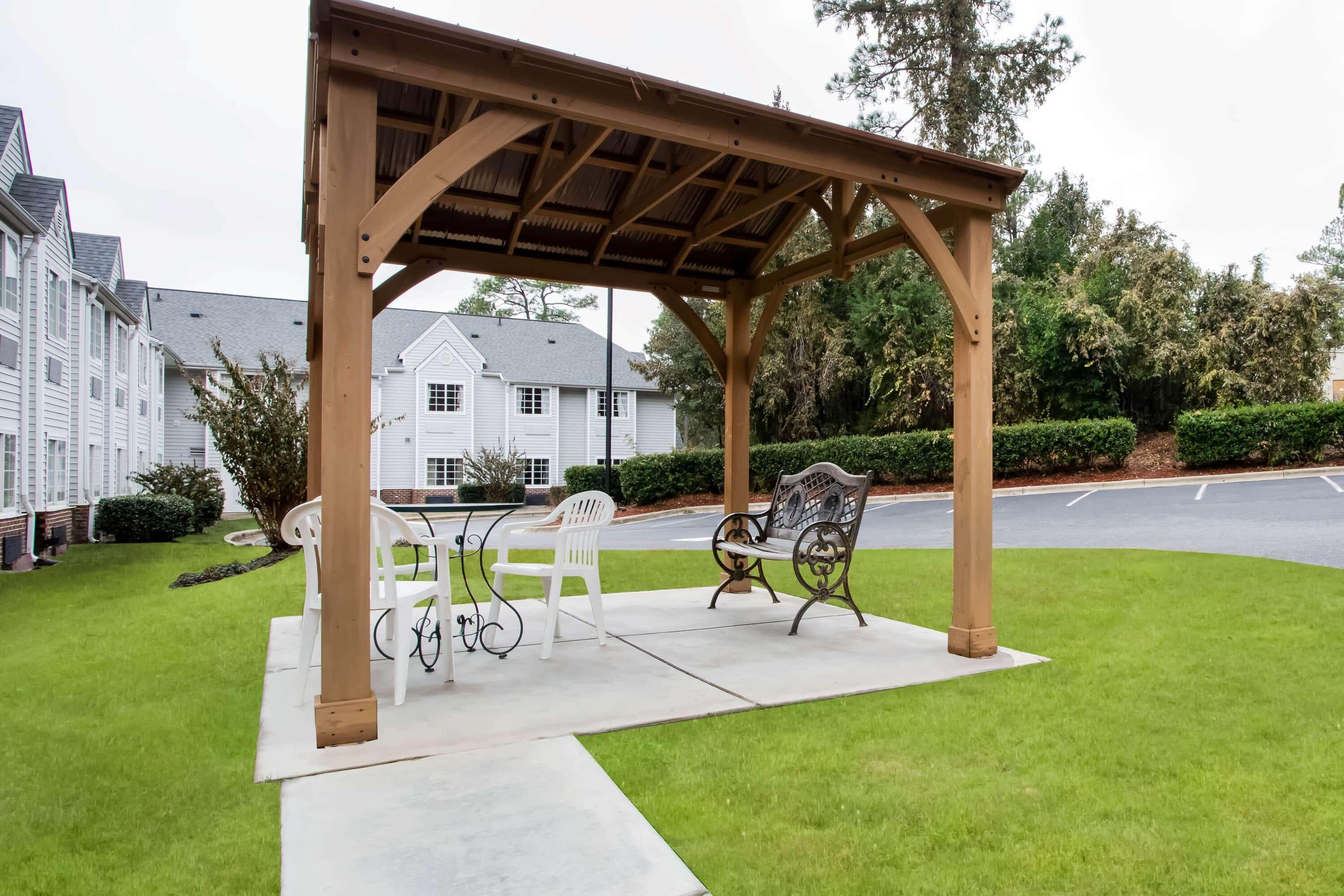Microtel Inn & Suites By Wyndham Southern Pines Pinehurst Εξωτερικό φωτογραφία